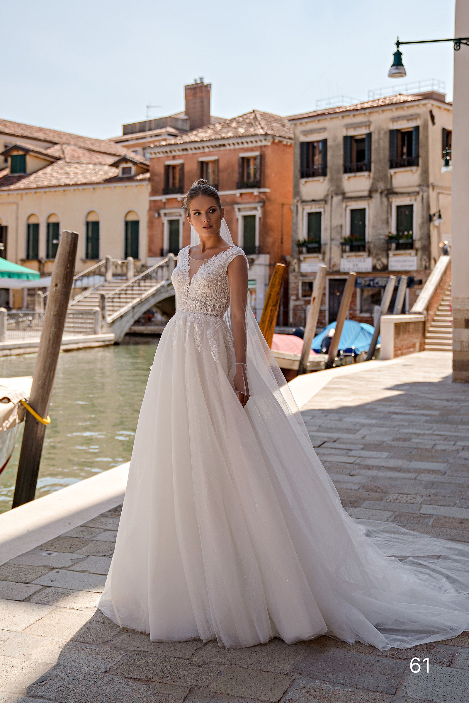 美品　ドレス Wedding dress 61 Product for Sale at NY City Bride
