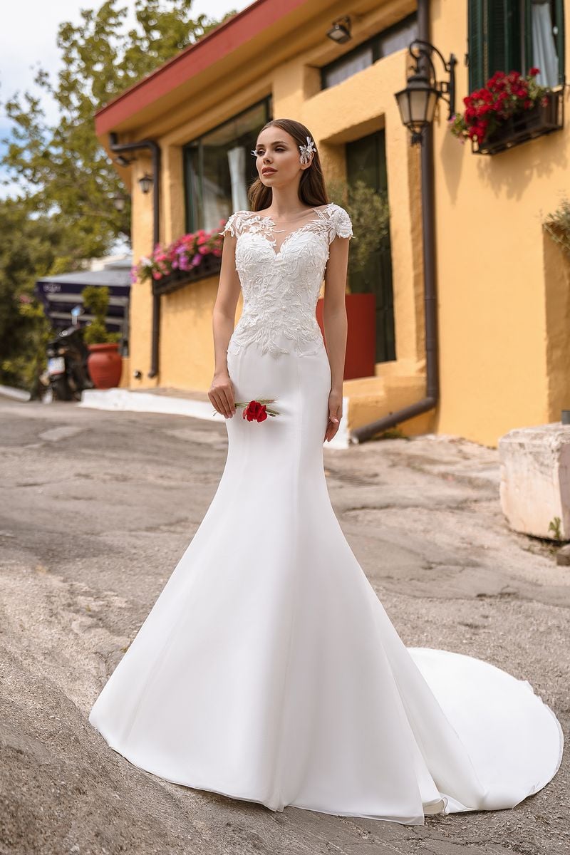 Wedding dress Gigi for Sale at NY City Bride