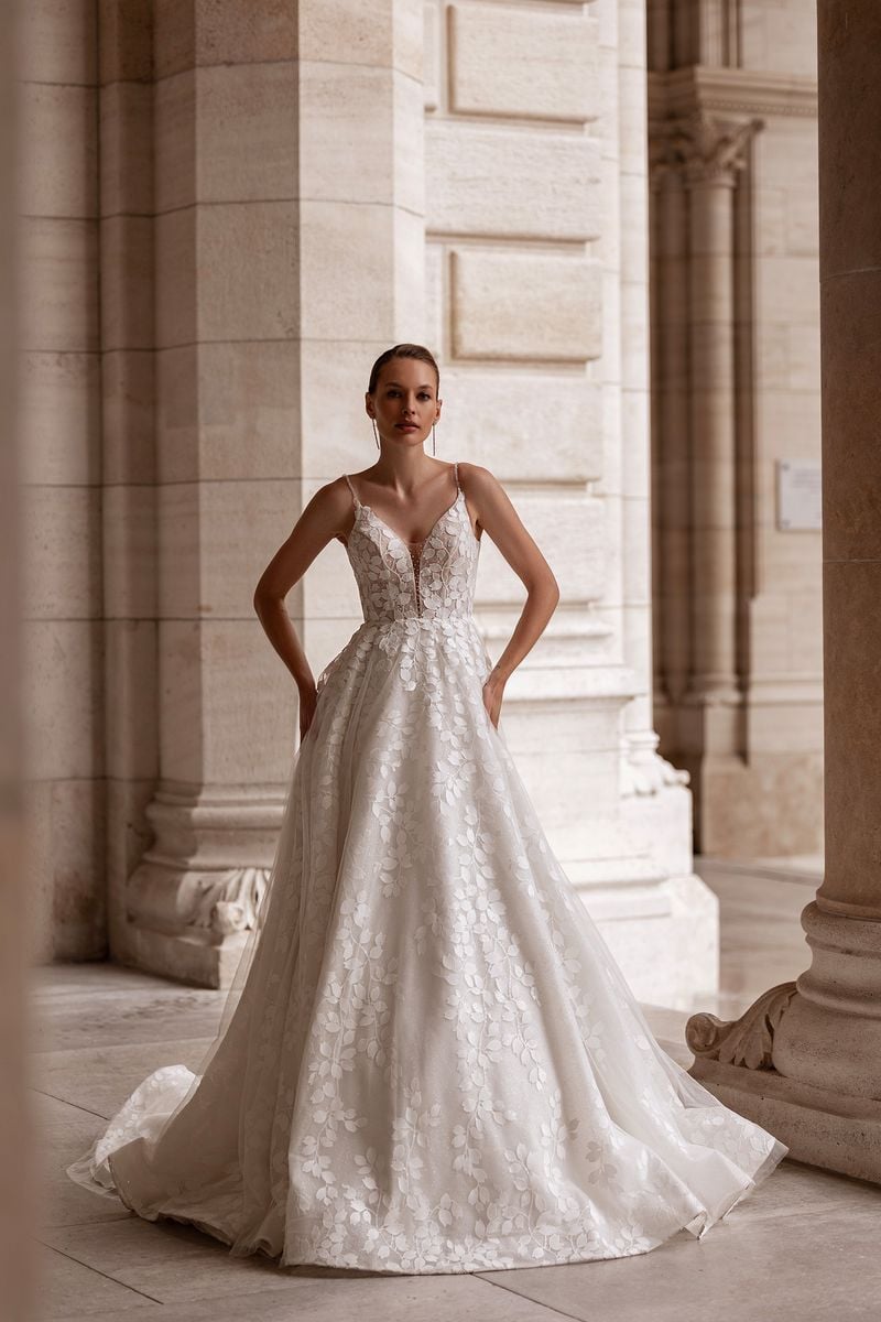 Wedding dress 5603 for Sale at NY City Bride