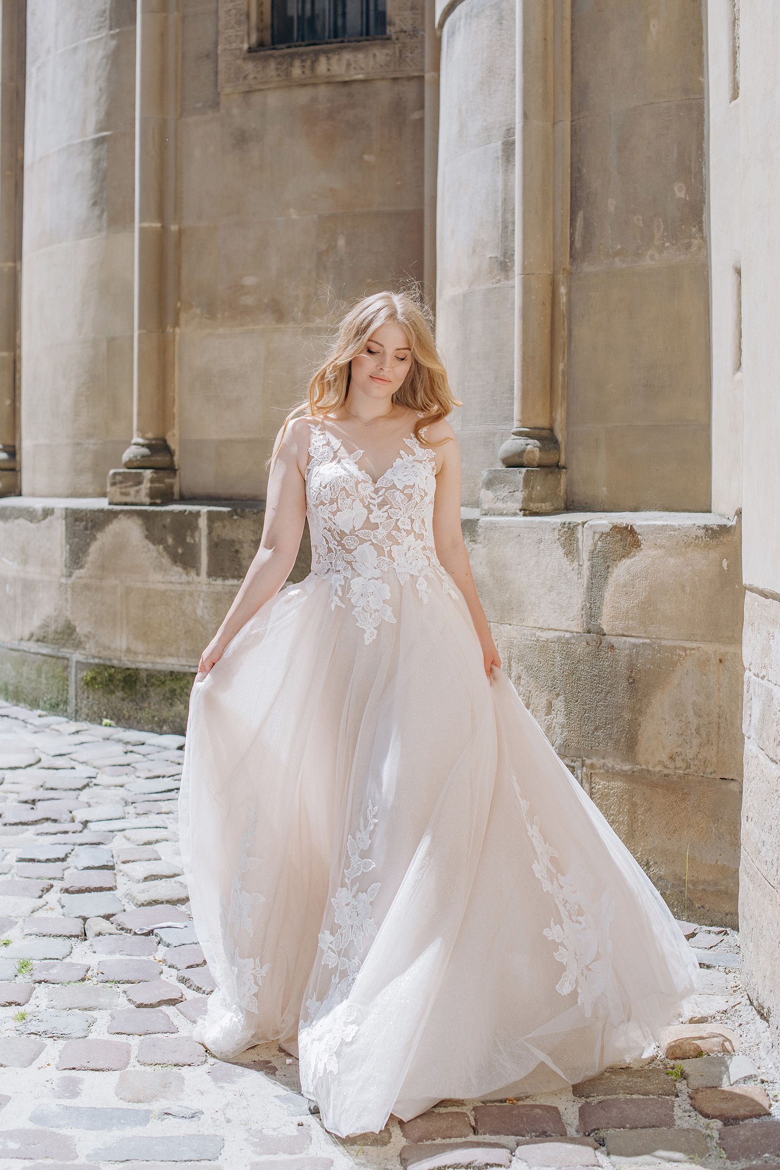 CGC10 ウェディングドレス　寧　PR Wedding dress Evan Product for Sale at NY City Bride